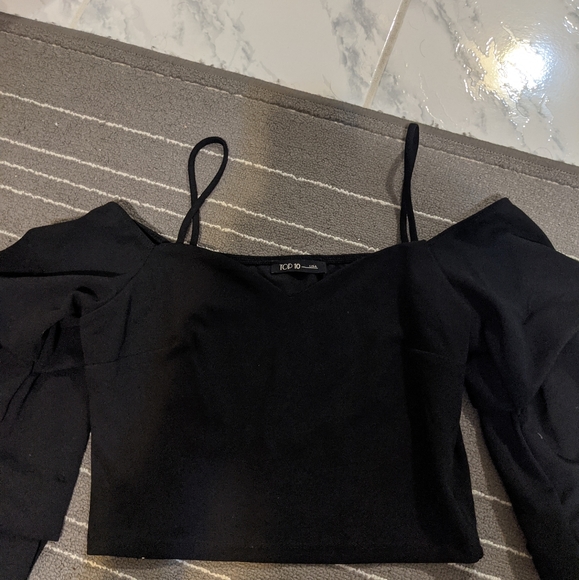 Black off the shoulder top with frill sleeves - Picture 2 of 4